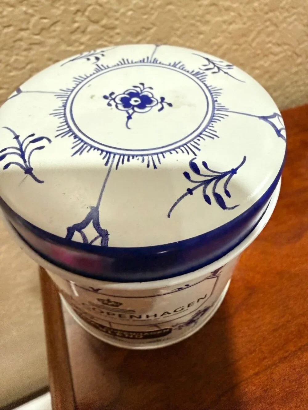 Royal Copenhagen labeled good blue